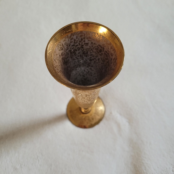 •SOLD• Vintage gold bud vase - Picture 4 of 5